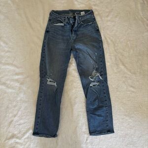 Old Navy Women's Sky Hi Straight Leg Jeans - Distressed Blue